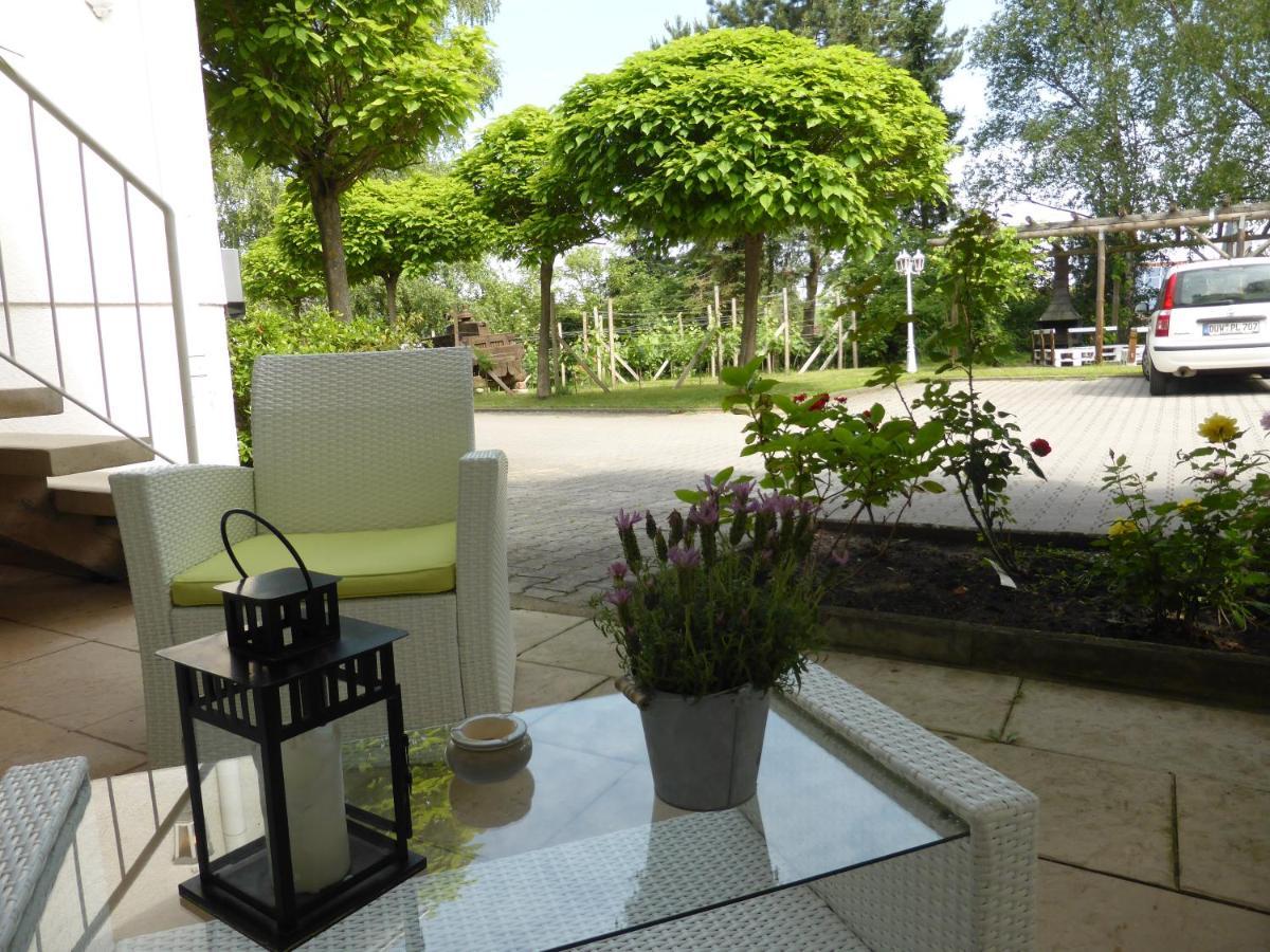 Gaestehaus Eschment Bissersheim Exterior foto